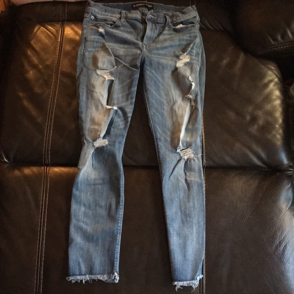 Closet closing this weekend! stretch skinnies